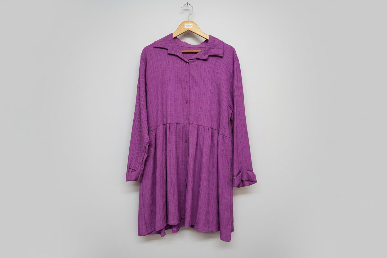 one sized ladies shirt fits up to 24