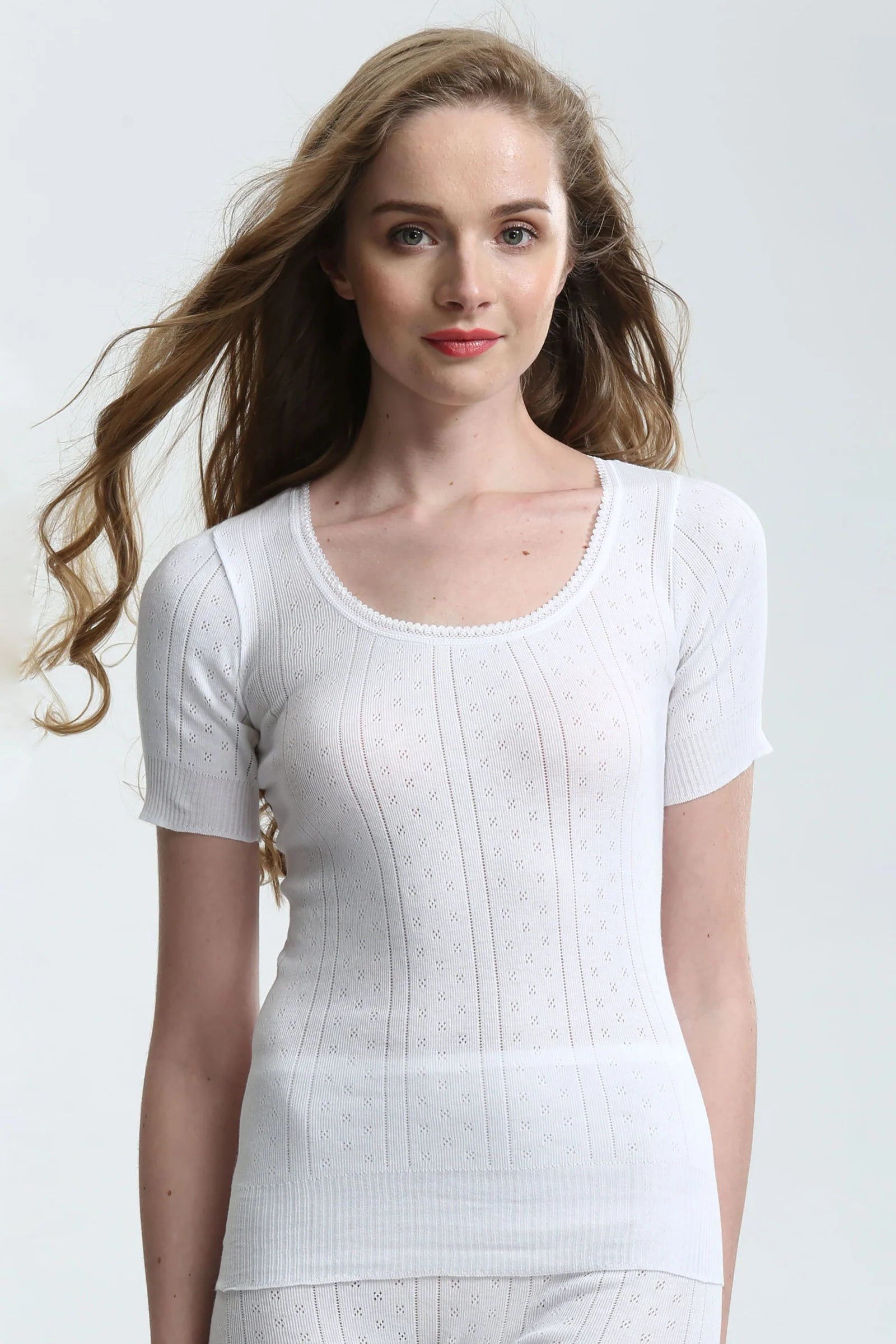 womens white swan short sleeved vest