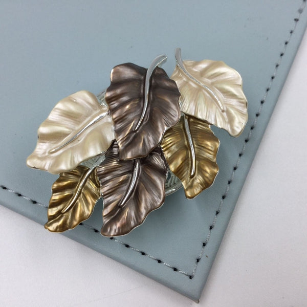 Ladies Magnetic Brooch-Leaves