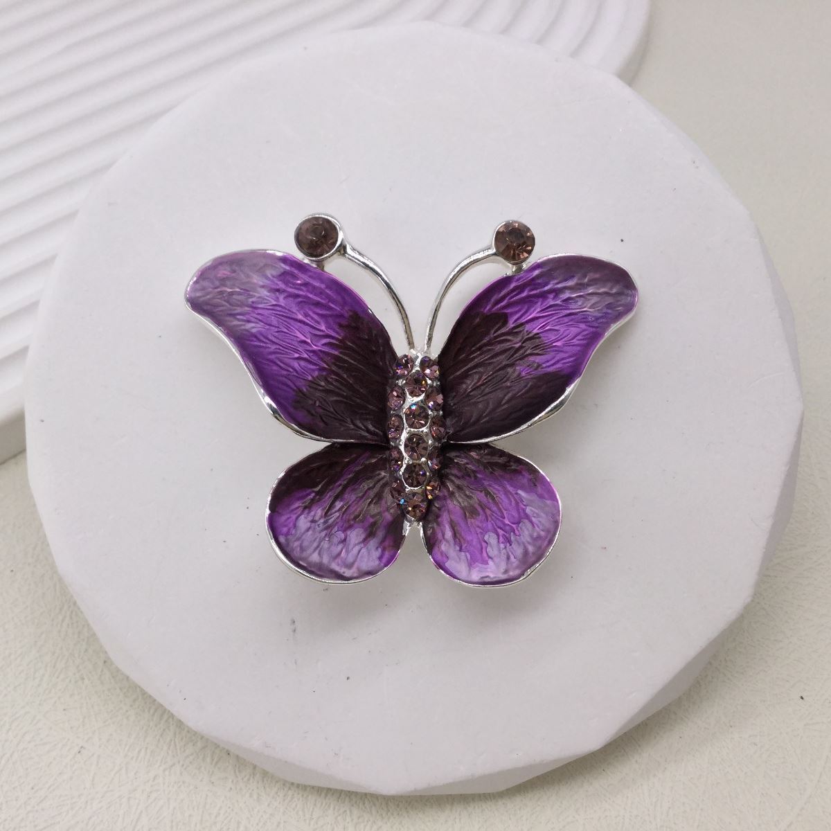 magnetic brooches  ireland