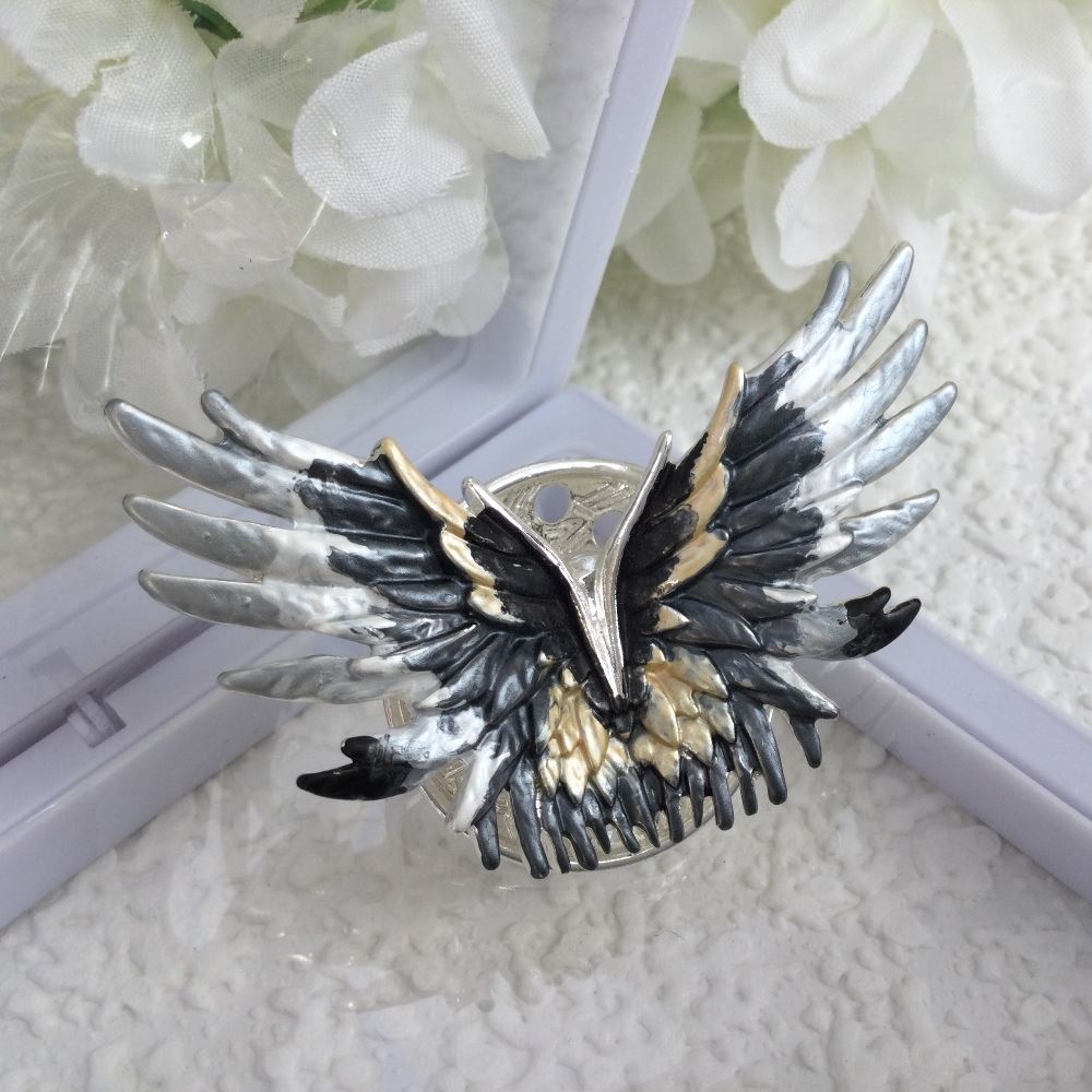 Ladies Magnetic Brooch Wings