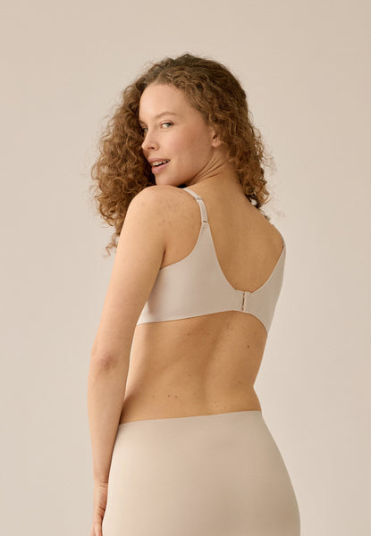 naturana tshirt  bra