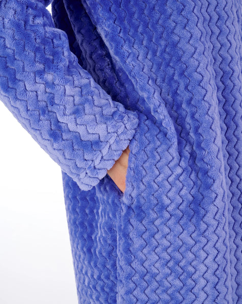 Slenderella Ladies 46" Zig-Zag Pattern Fleece Button Housecoat HC02316 Blue