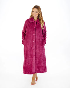 Slenderella Ladies 46" Zig-Zag Pattern Fleece Button Housecoat HC02316 Raspberry