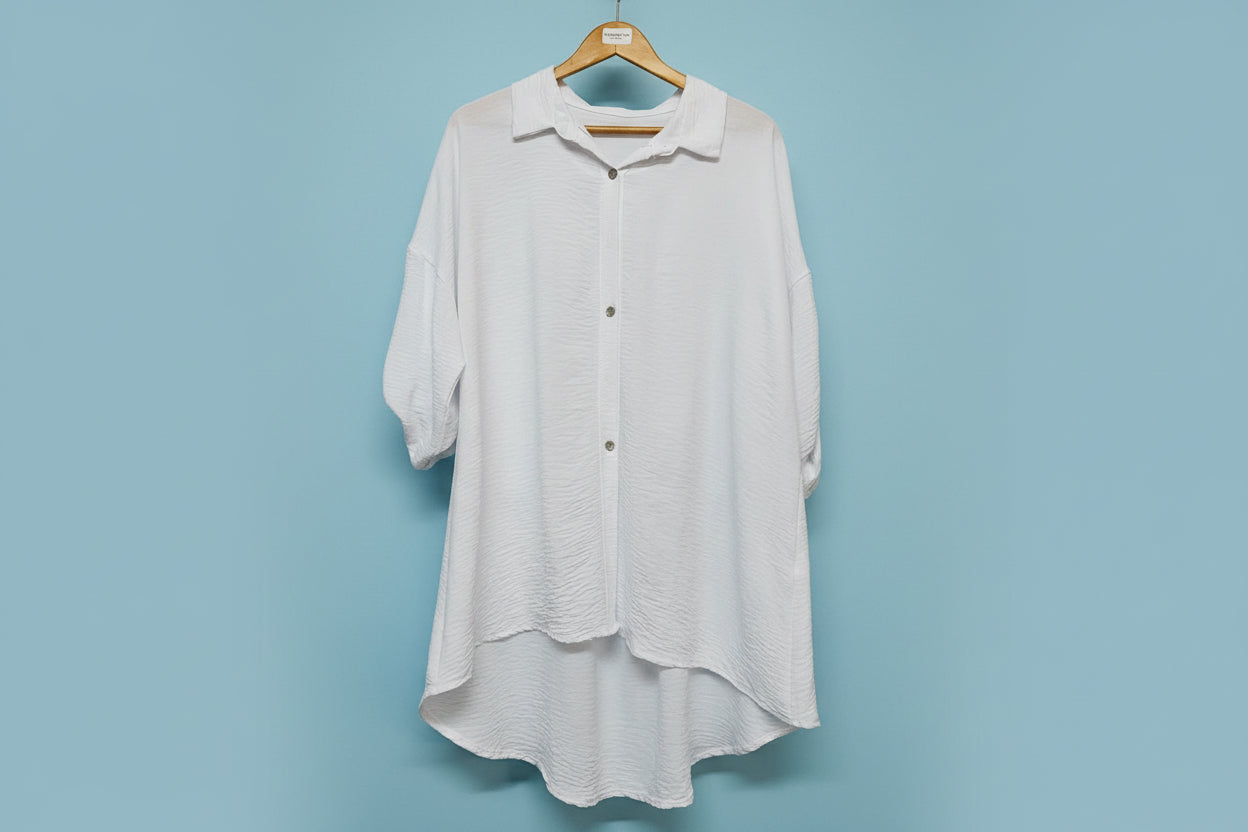 ladies  one  size  top fits  up to 22