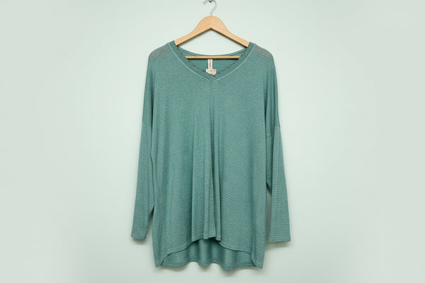 ladies one size tops up to 24