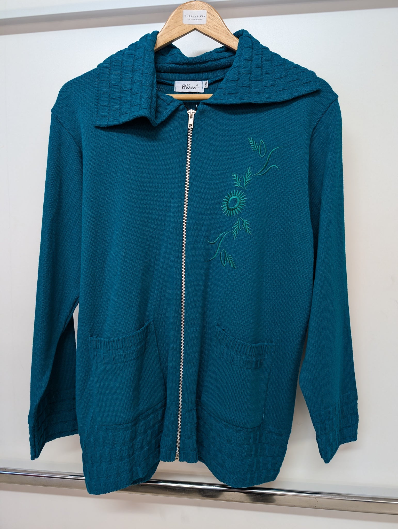 womens  zip  cardigan