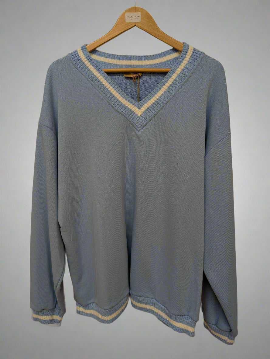 ladies v neck one  sized jumper