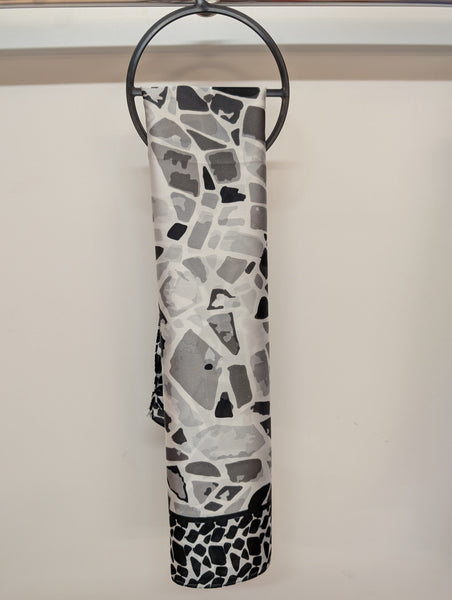 Ladies Square Scarves Mosaic Pattern with Border 3168