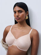 back appeal minimising  chantelle bra