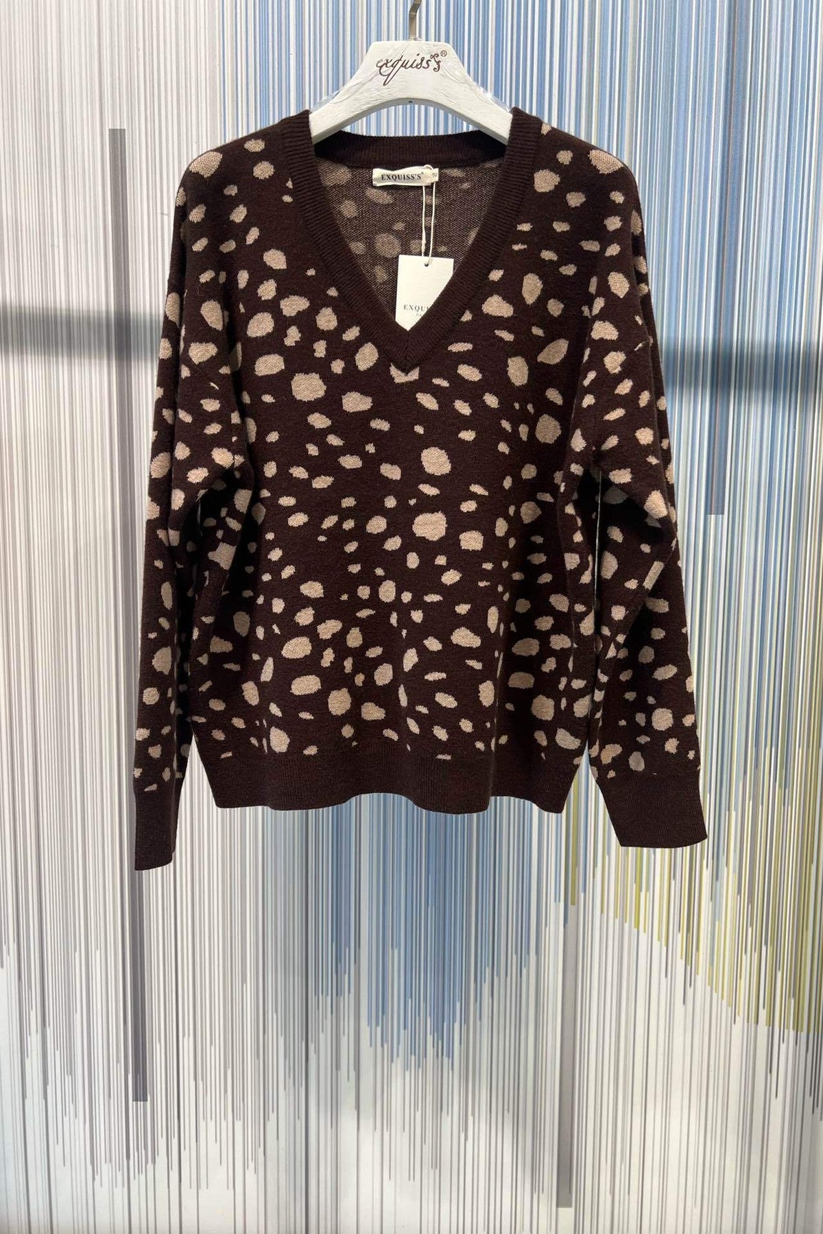 ladies  v neck  one  size  jumper