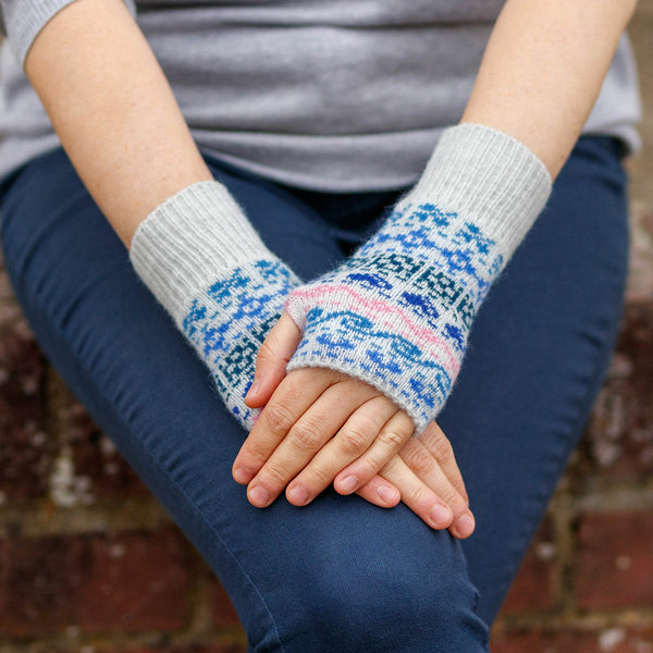 Zelly Blue Nordic Fingerless Gloves