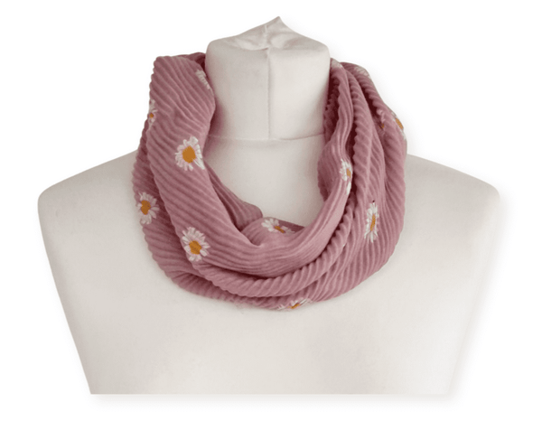 Daisy Magnetic Magnetic Crinkle Scarf  3 ASST  RC22114