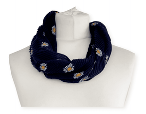 Daisy Magnetic Magnetic Crinkle Scarf  3 ASST  RC22114