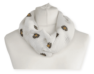 Daisy Magnetic Magnetic Crinkle Scarf  3 ASST  RC22114